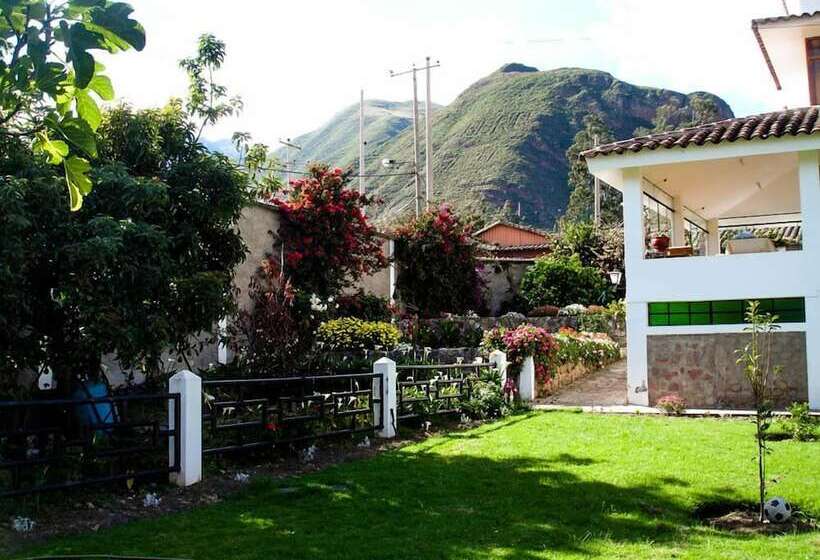 بنسيون Posada Las Tres Marias