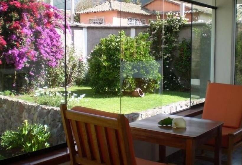 بنسيون Posada Las Tres Marias