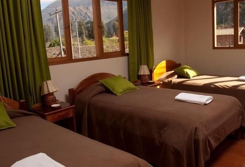 بنسيون Posada Las Tres Marias