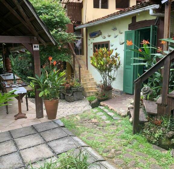 ペンション Pousada Cachoeira