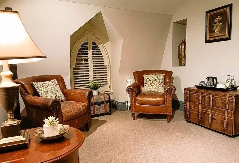 Majatalo The Linden Stansted