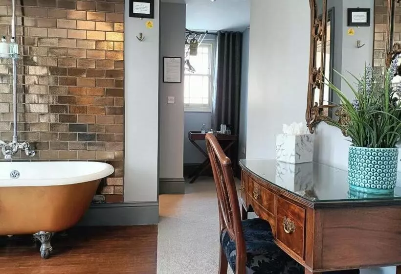 Majatalo The Linden Stansted