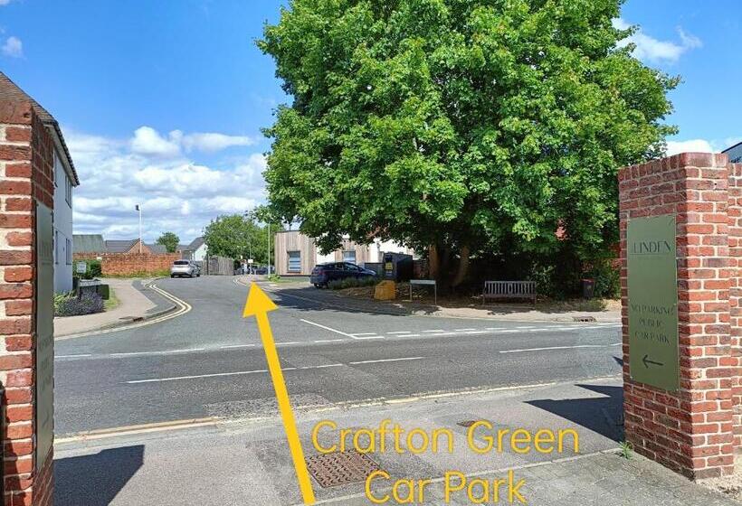 بنسيون The Linden Stansted