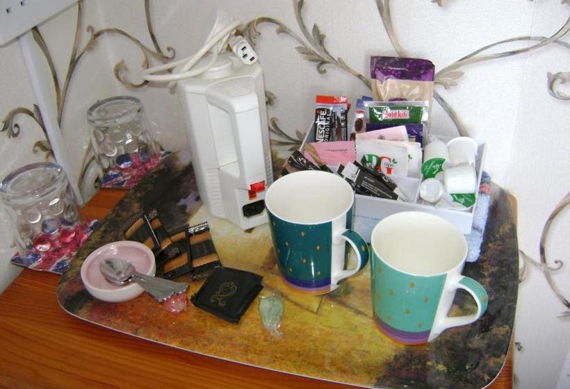 پانسیون The Wharncliffe