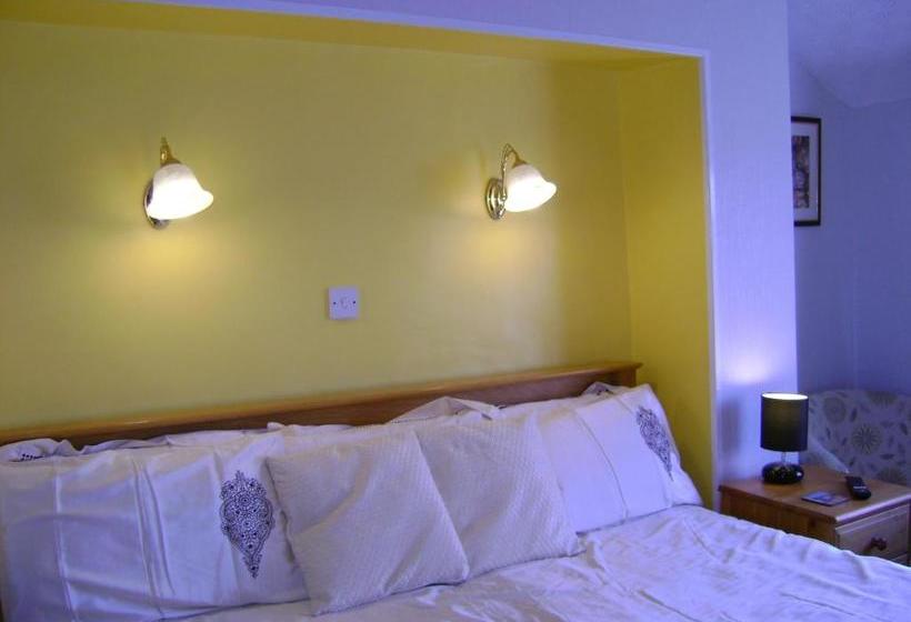 پانسیون The Wharncliffe