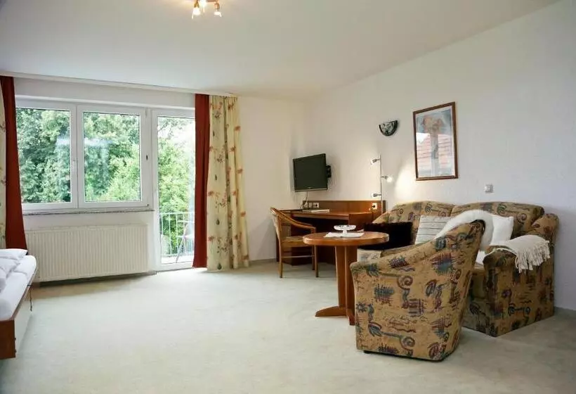 Urlaubspension 'hohes Rott' Und Apartmenthaus