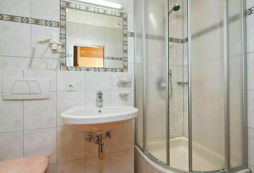 Fremdenpension Alpenruhe