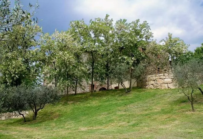 هتل Agriturismo Casale Delle Lucrezie