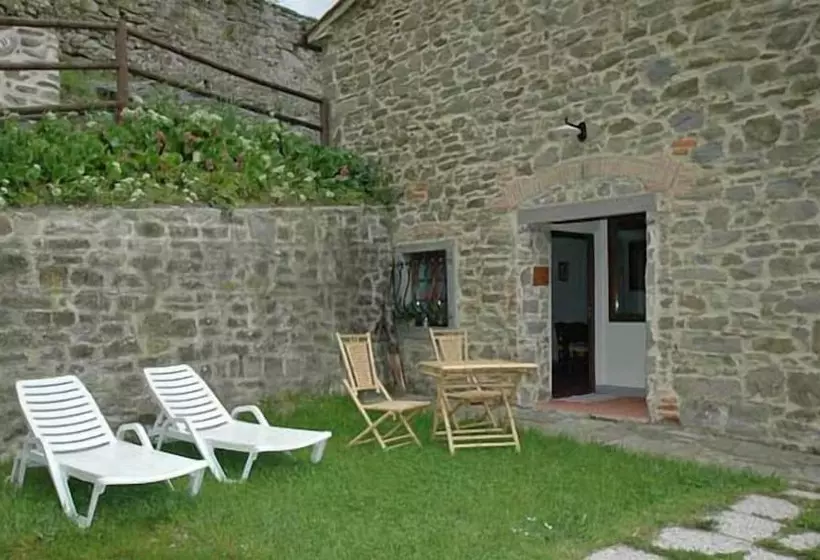 ホテル Agriturismo Casentino