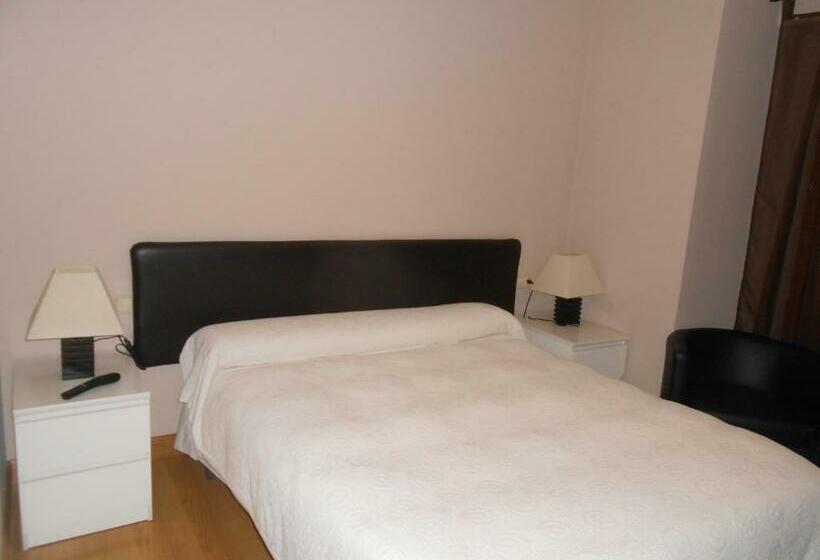 بنسيون Hospedaje Nuestra Señora De Ujue