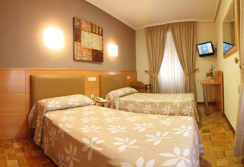 Пансион Hostal Arotza