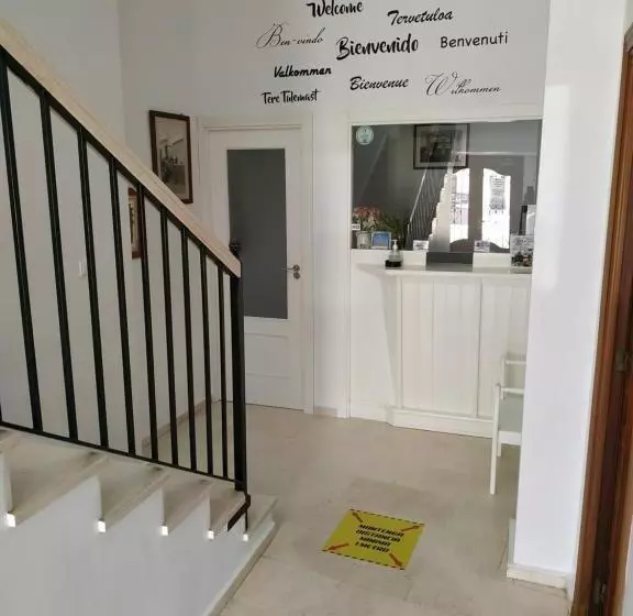 ペンション Hostal Dp El Pilar