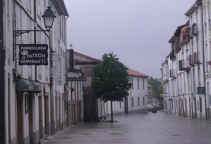 پانسیون Hostal O Patron