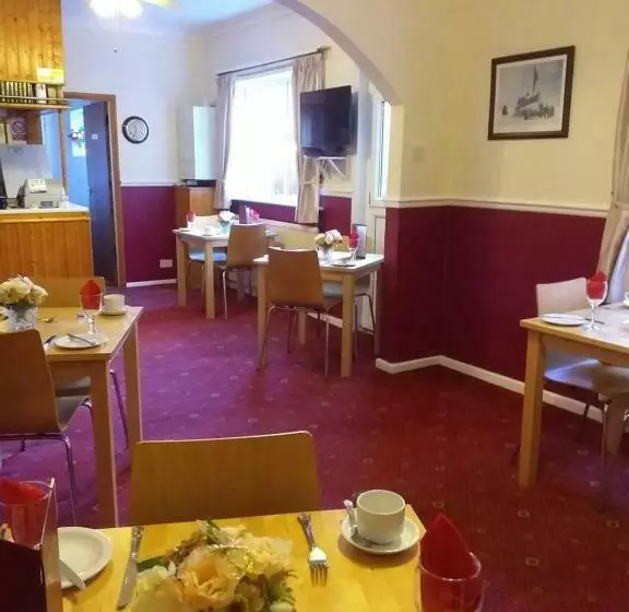 پانسیون Monico Guest House
