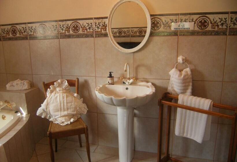 펜션 Mulligans Guest Lodge