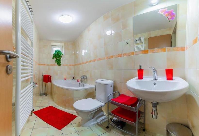 膳宿费 Penzion U Jezku