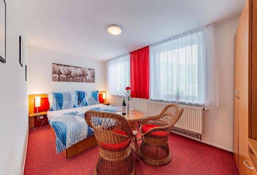 膳宿费 Penzion U Jezku