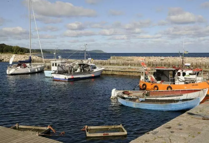 Pension Stf Baskemölla Hostel