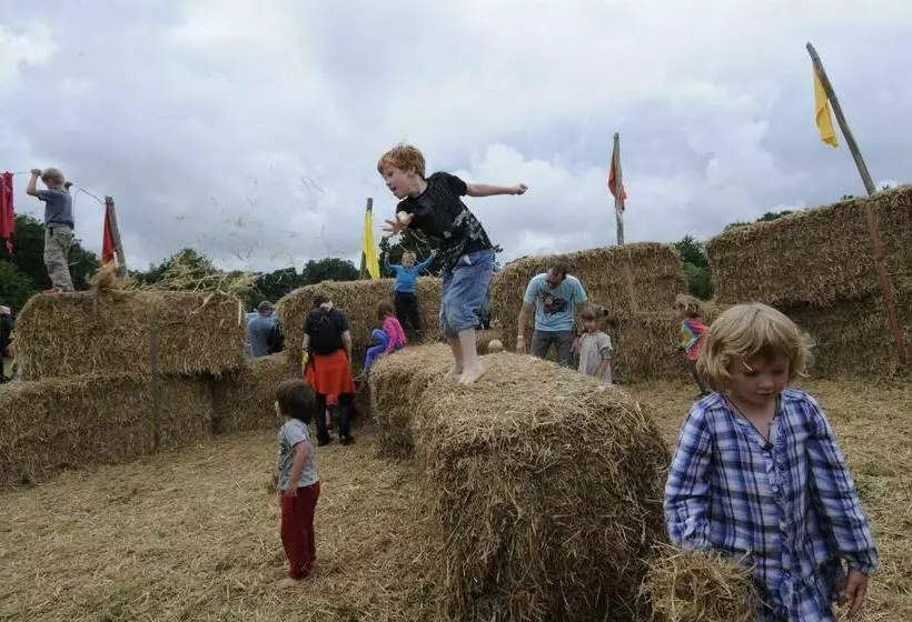 Pension Stf Baskemölla Hostel