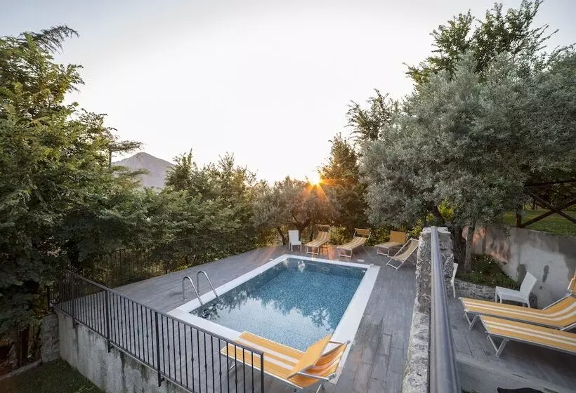 ペンション Villa Al Rifugio