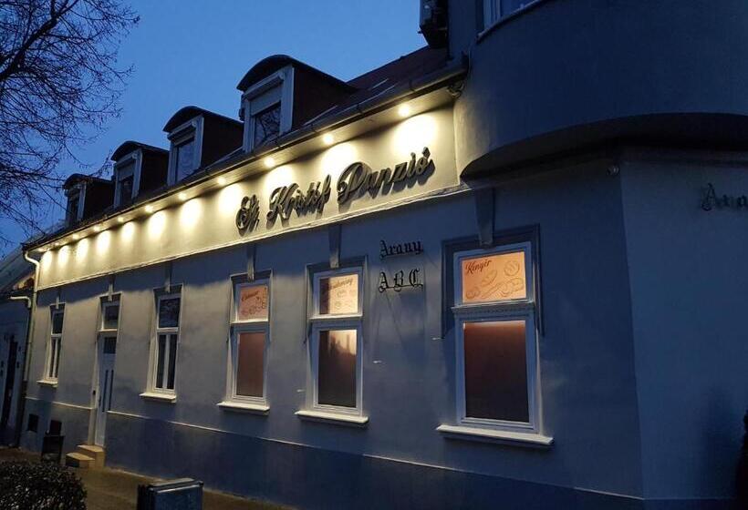 Szent Kristóf Panzió