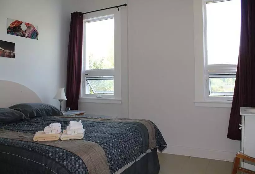 Auberge La Petite école De Forillon