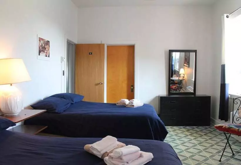 Auberge La Petite école De Forillon