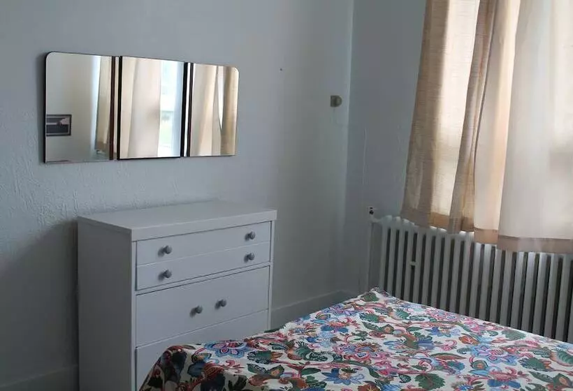 Auberge La Petite école De Forillon