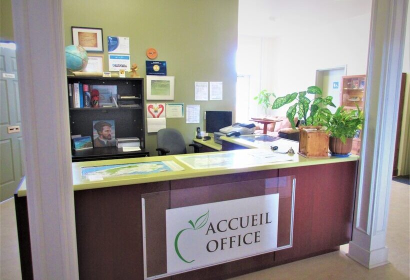 הוסטל Auberge La Petite école De Forillon