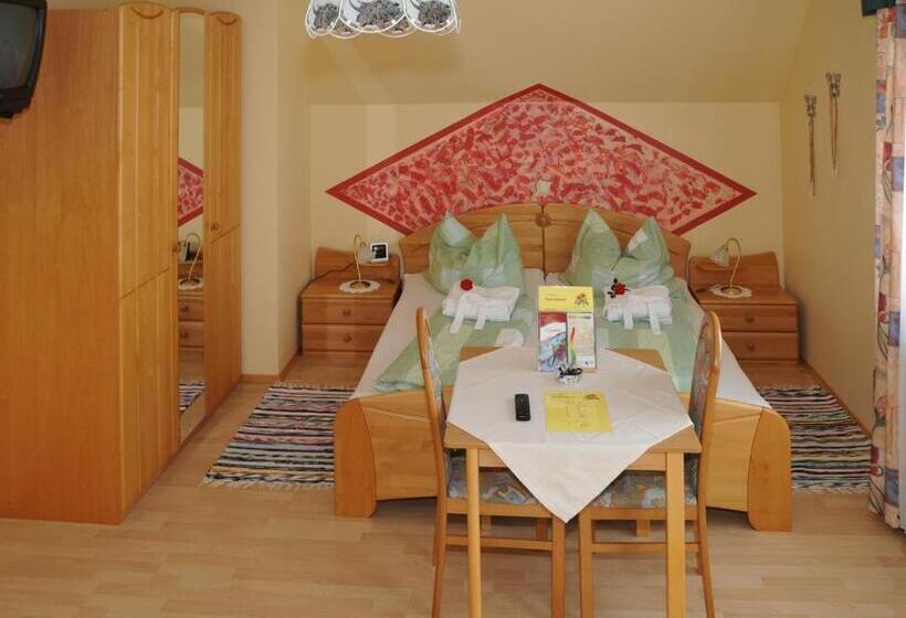 مبيت وإفطار Pension Thermensonne