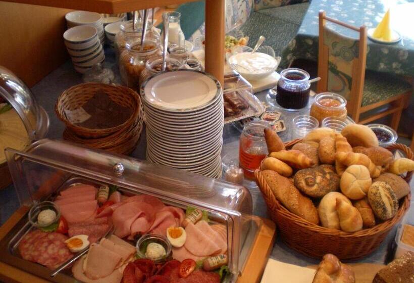 مبيت وإفطار Pension Thermensonne