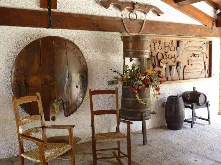 Hotelli Agriturismo La Rombaia