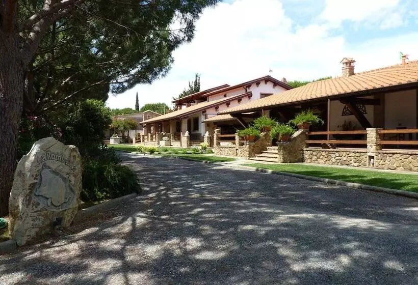 Hotelli Agriturismo La Rombaia