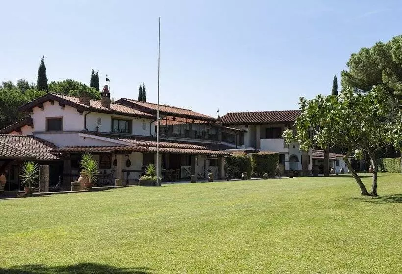 Hotelli Agriturismo La Rombaia