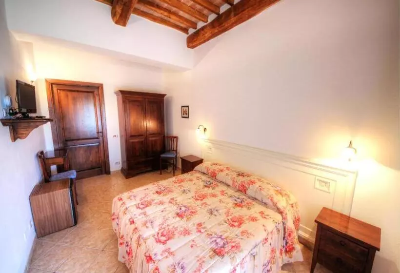 ホテル Saturnia Pian Di Cataverna