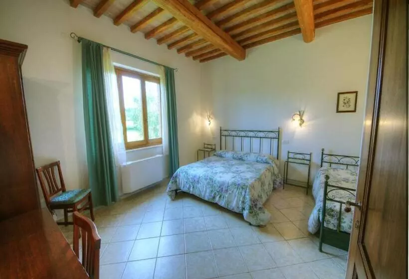 ホテル Saturnia Pian Di Cataverna