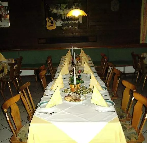 ペンション Annaberger Musikantenwirt