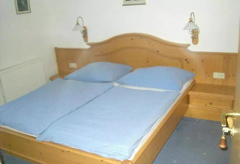 ペンション Annaberger Musikantenwirt