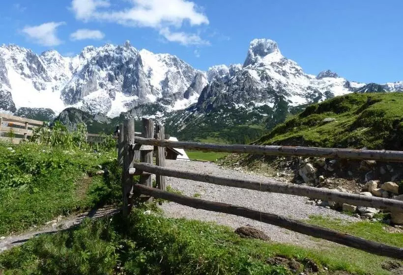 ペンション Annaberger Musikantenwirt