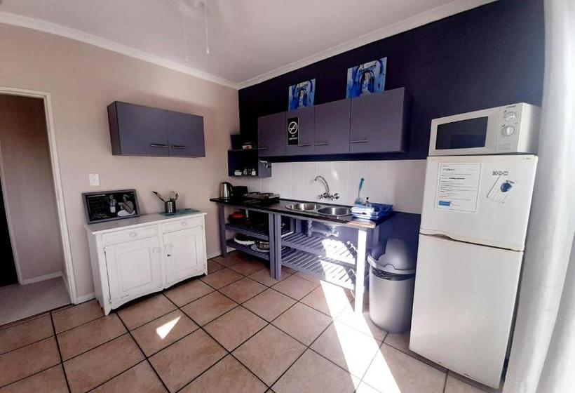 פנסיון Croeso Guest House