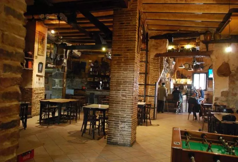 پانسیون Fonda Del Tozal