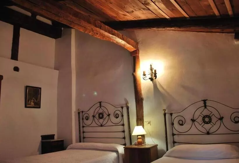 پانسیون Fonda Del Tozal