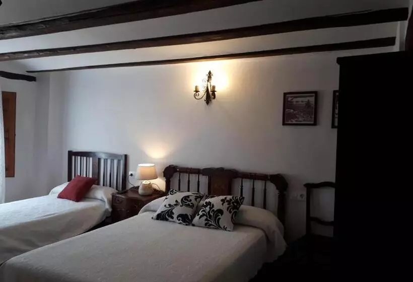 پانسیون Fonda Del Tozal