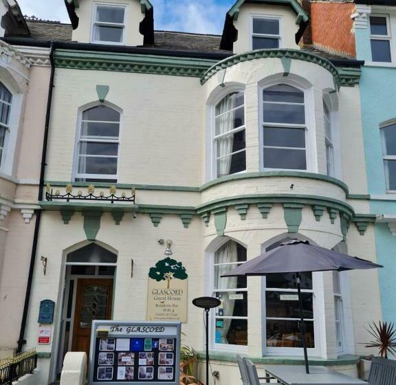 펜션 Glascoed Guest House