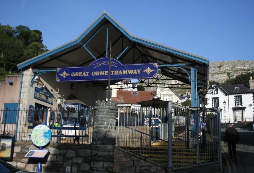 펜션 Glascoed Guest House