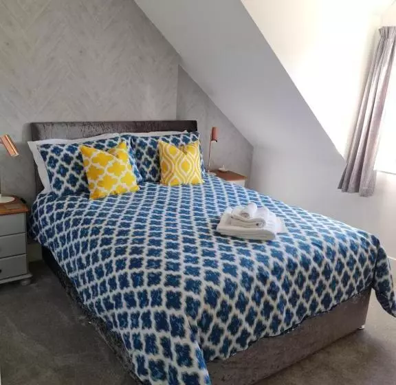 پانسیون Glascoed Guest House