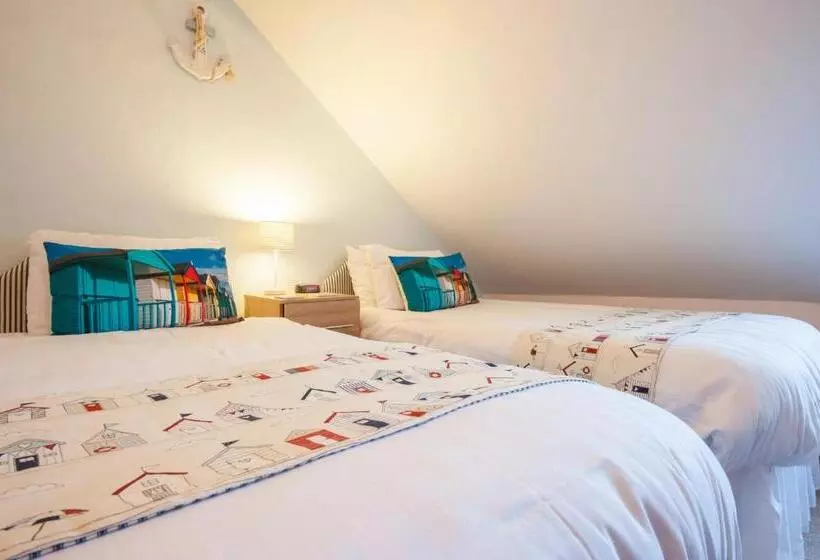 پانسیون Glascoed Guest House