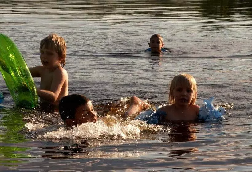 Majatalo Guesthouse Kumpunen