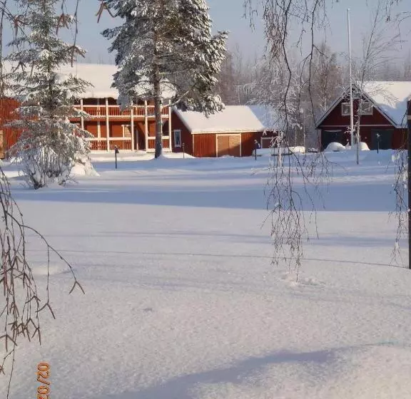 Majatalo Guesthouse Kumpunen