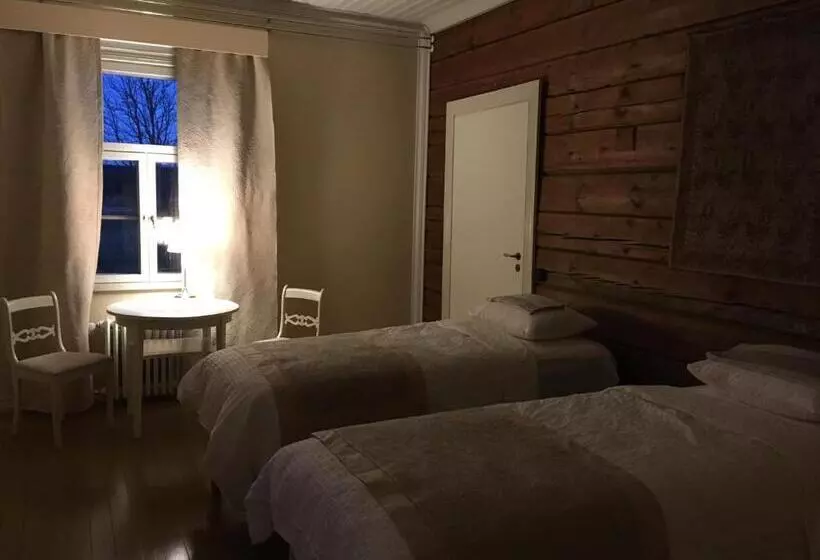 Majatalo Guesthouse Kumpunen